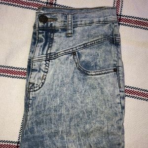 High Rise Ankle Seam Jean